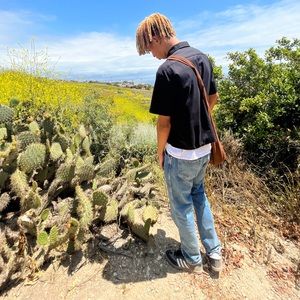 Meet your Posher, Neek